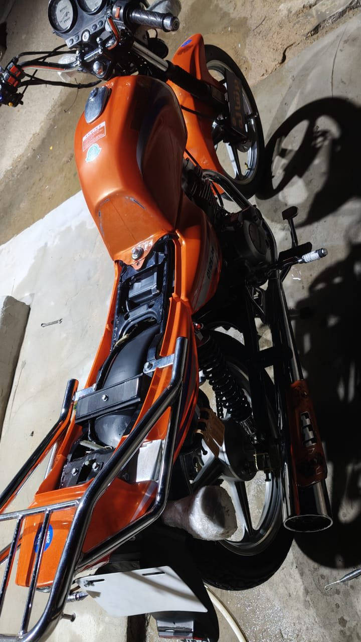 دايون عظم ٢٤ برتقالي وصل معرض موجود اصوليه دراجه وكيلها ثامر خلخال للاستفسار ***********
