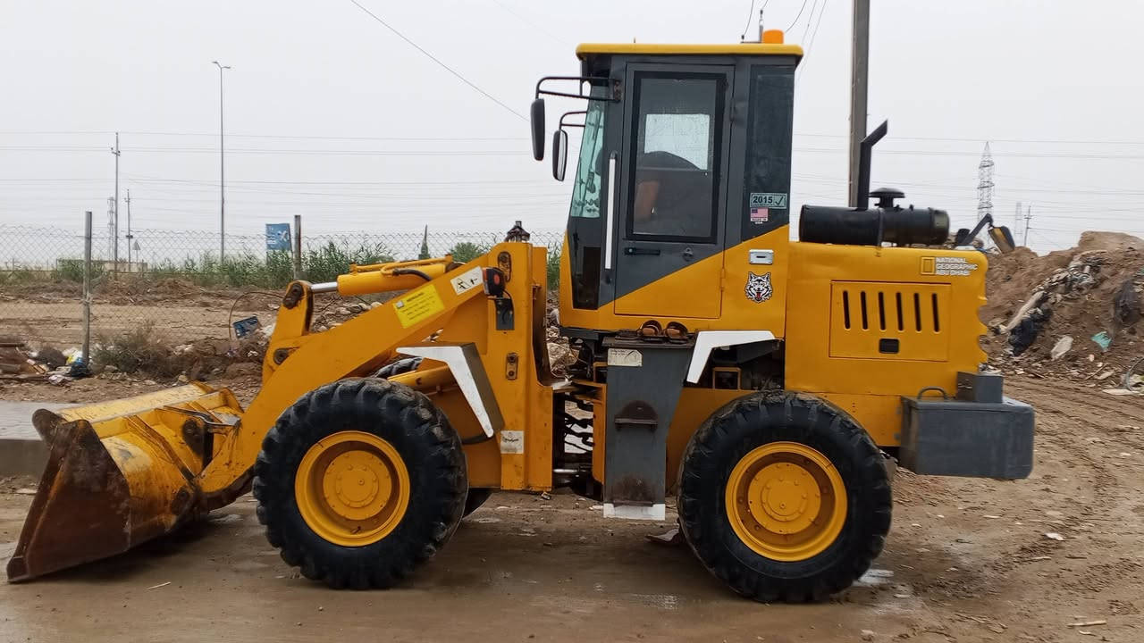 للبيع شفل صيني زت ايل حجم 920رقم ذي قار سنويه جديدة لغايه 2029 يحمل تك ليبر واحد هكير حداديه كهربيات كله جاهزه سعره 90ورقة وبيه مجال مكان ناصريه قلعه سكر مكلف بلنشر ***********
