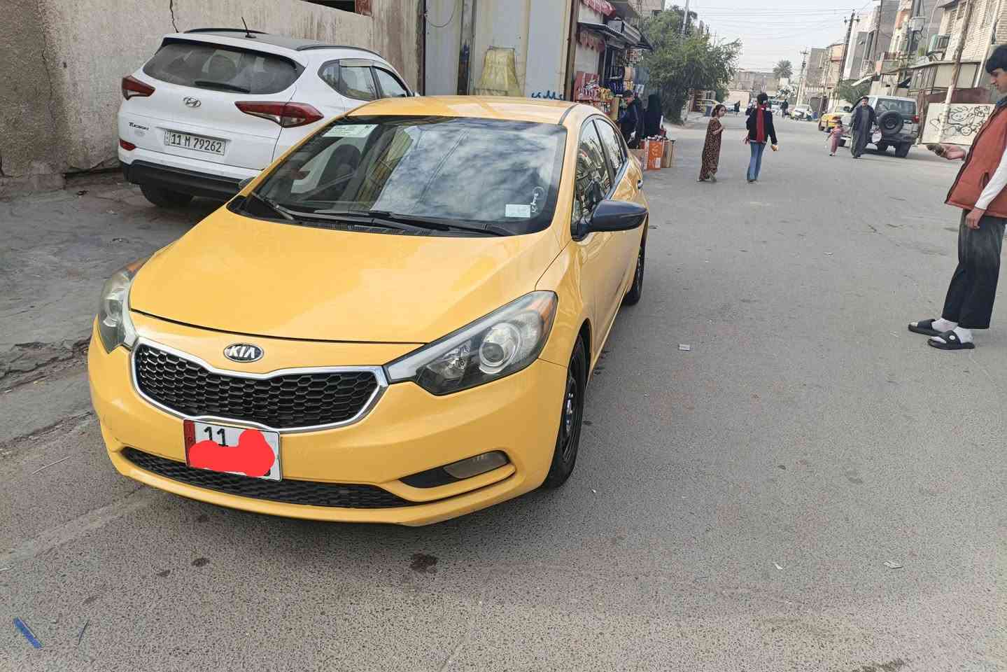 سلام عليكم من رخصت الادمن كية فورتي 2016 وارد امريكي بدون حادث بدون تبديل بدون ارباك بدون دواخل مكينة وكير شرط مكفولات برغي ما مفتوح سيارة جاهزة تخم تاير صدر امامي وخلفي مكفول دوشمة ماشية 97حقيقي سيارة جديدة السعر 117 رقم الهاتف ***********
