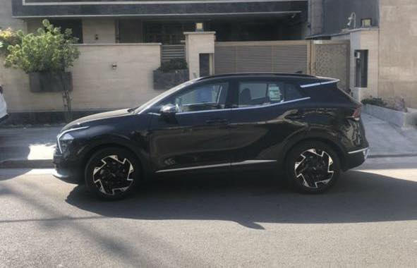 السلام عليكم ‭
سبورتج  2023  خليجي فول /1/1
بصمة بنوراما تشغيل عن بعد شفتات 
جنطة كهرباء كشنات كهرباء 
ماشية 22 الف حقيقي 
ضمان شركة نم شارع 100 
مكفولة من الصبغ والبارد رقم اربيل بسمي 
تحويل مباشر مكان السيارة بغداد
السعر 235
 اتصال /***********
اي استفسار اتصال ع الرقم .
