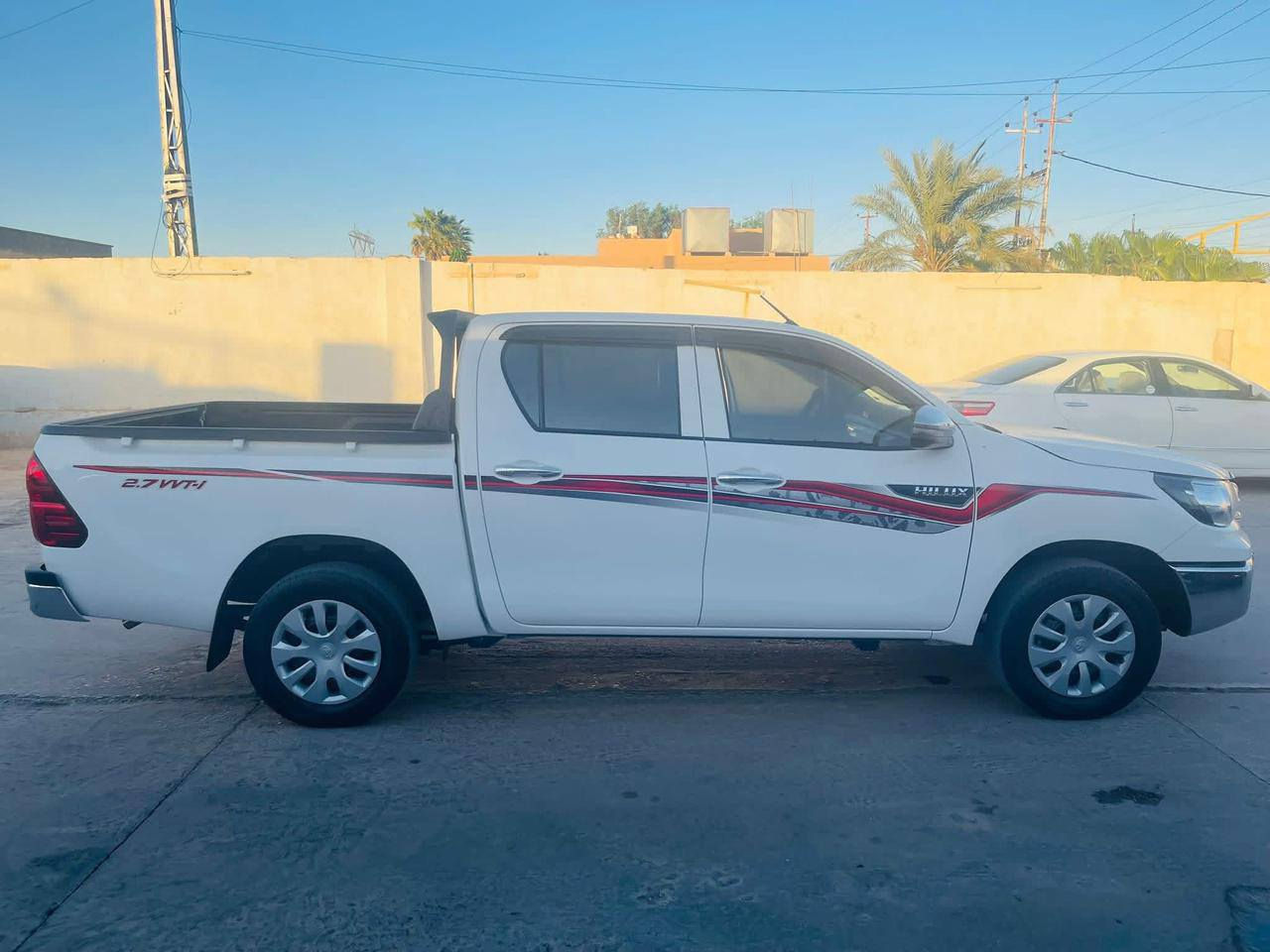 السلام عليكم
للبيع تيوتا هايلوكس2025زيروو رقم اربيل تحويل مباشر 
سعرها268وبيها مجال
العنوان/الانبار/حديثه
للاستفسار***********
