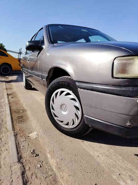 موديل ٩١ مكينه ١٦ سنويه ساقطه ب ٢٣ دفتر بانزين بيها شرط التحويل السعر ٣٥ صدر خلفي امامي جديد مسجل سماعت كله شغال كهربائيات كلها كلها شغال شغل وطلع وين متريد *********** ممتواجد ع نت
