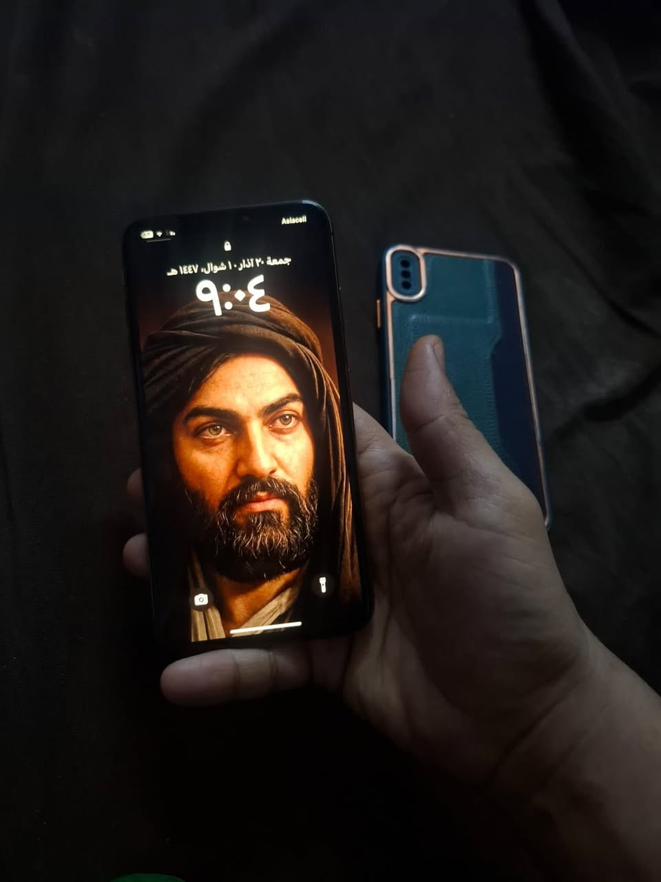 اكس أس ماكس
ذاكره512بطاريه ابلاديه  نسبتهه 77 جهاز نضافه 100 ب 100 فقط بصمه وجه متوقفه 
   
الباقي كله شغال ع فحص 
كامرات  ✅اتصال ✅سيمكرت ✅وأي فأي
سيمكرت اتصال فرمته كله شغال 
الون الذهبي جهاز مفول وذاكرته 512
يرهم بيع او مراوس سعر 200مجال كلش بسيط مكاني مدينه الصدر ماعندي توصيل ***********
