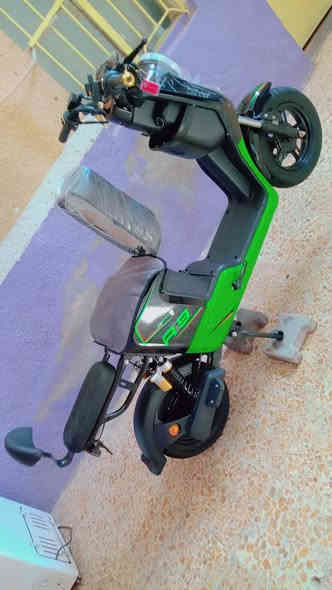 السلام عليكم اخوان عندي ار 9 للبيع نظيفه ما صار لها شهر من اشتريتها عنوان نجف شارع حنون السعر 500 بيها مجال 
هذا رقمي اللي يريد يتواصل وياي ***********
