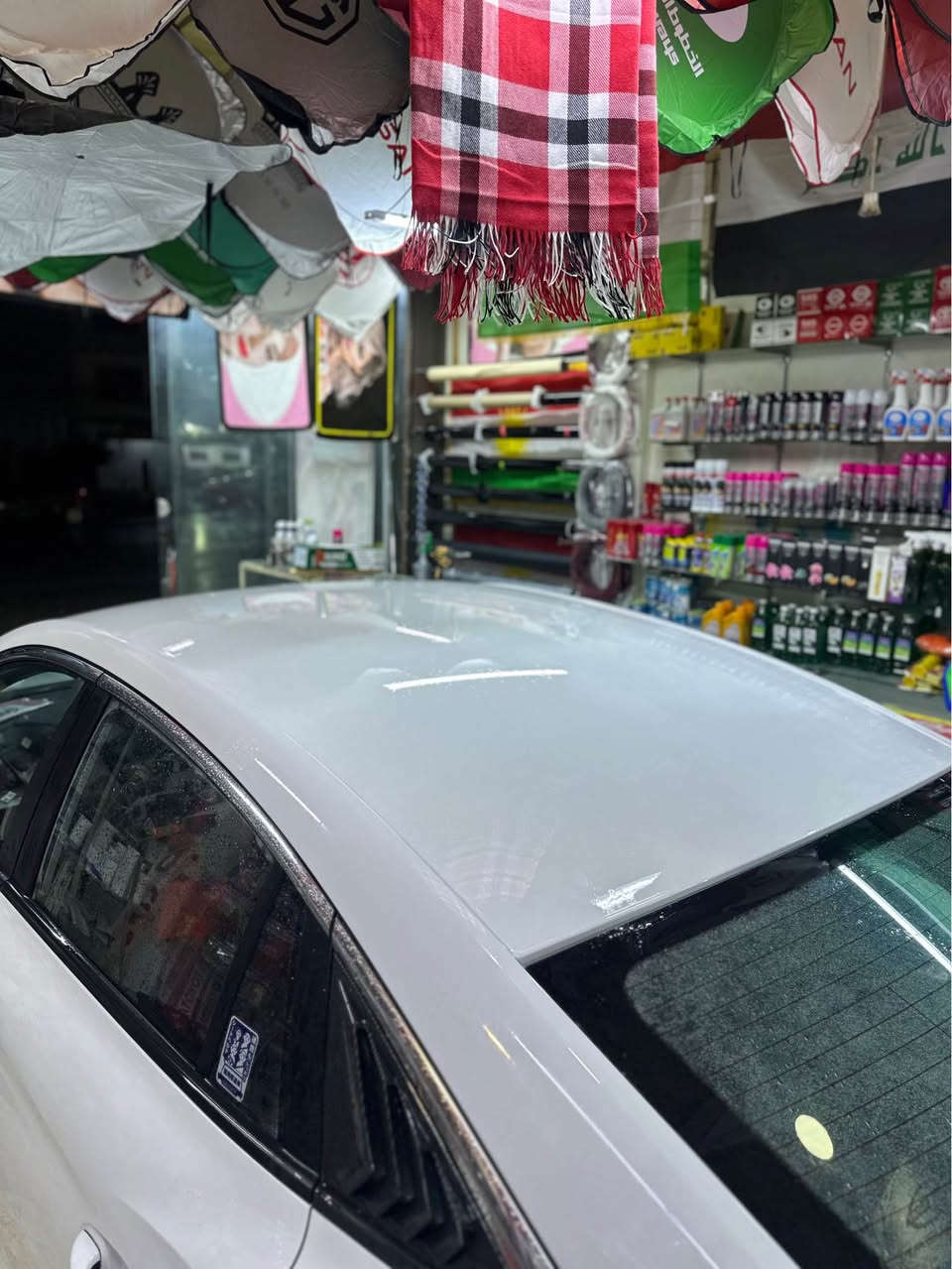 کاکە سڵاوی خواتان لێبێت 
MG GT 2025
گێڕ عادی ڕەقەمی پێش و دوای پان سەیارەکە بێ چاڵ و شوخت و قوپاویە دەعامیەکانیشی شوختی نییە بەشەرتی سۆنەر هەرچی گیانێتی مەزبوتە سەیارەکە 5800km ڕۆشتووە کامل جوانکاری بۆ کراوە گاعی قاڵب و لایلۆن و ئاوێنە باتمان و سکۆپی مسەلەسی بۆ بەسراوە لیدی دەعامی دواوەی بۆ بەسراوە سەیارەک تێر مەسرەفە یەک سایەقی ئەوێ و تەواو ڕۆنی تازە بۆ گۆڕاوە   سعریشی یەک دەفتەر و مەعامەلەیەکی برایانەیە زۆر لۆکە سەیارەکە 
بۆ پەیوەندی : ***********
شوێن سلێمانی Singapore
