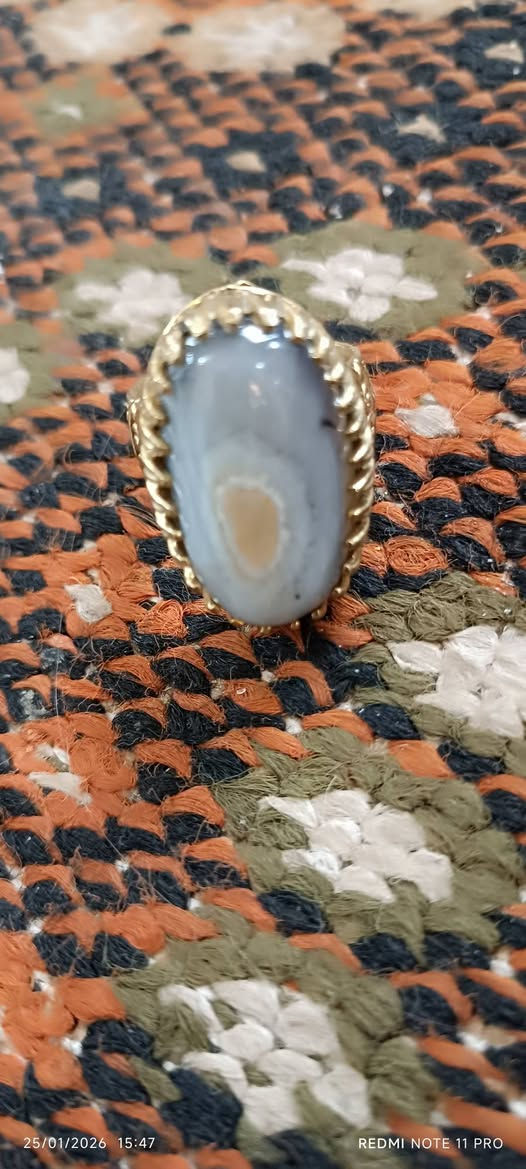 خاتم سليماني مكلد بداوودي  بي روحانيه كلش قويه مختوم ومدفون شهرين بالكاع حجر كلش قديمم
مال مزامط
شغله محبه/ عطف/ جلب نضر /تسهيل امور
السعر 50 الف قفل
يوجد توصيل لكل محافظات العراق 
للتواصل مراسلة الصحفه
او الواتساب ***********
