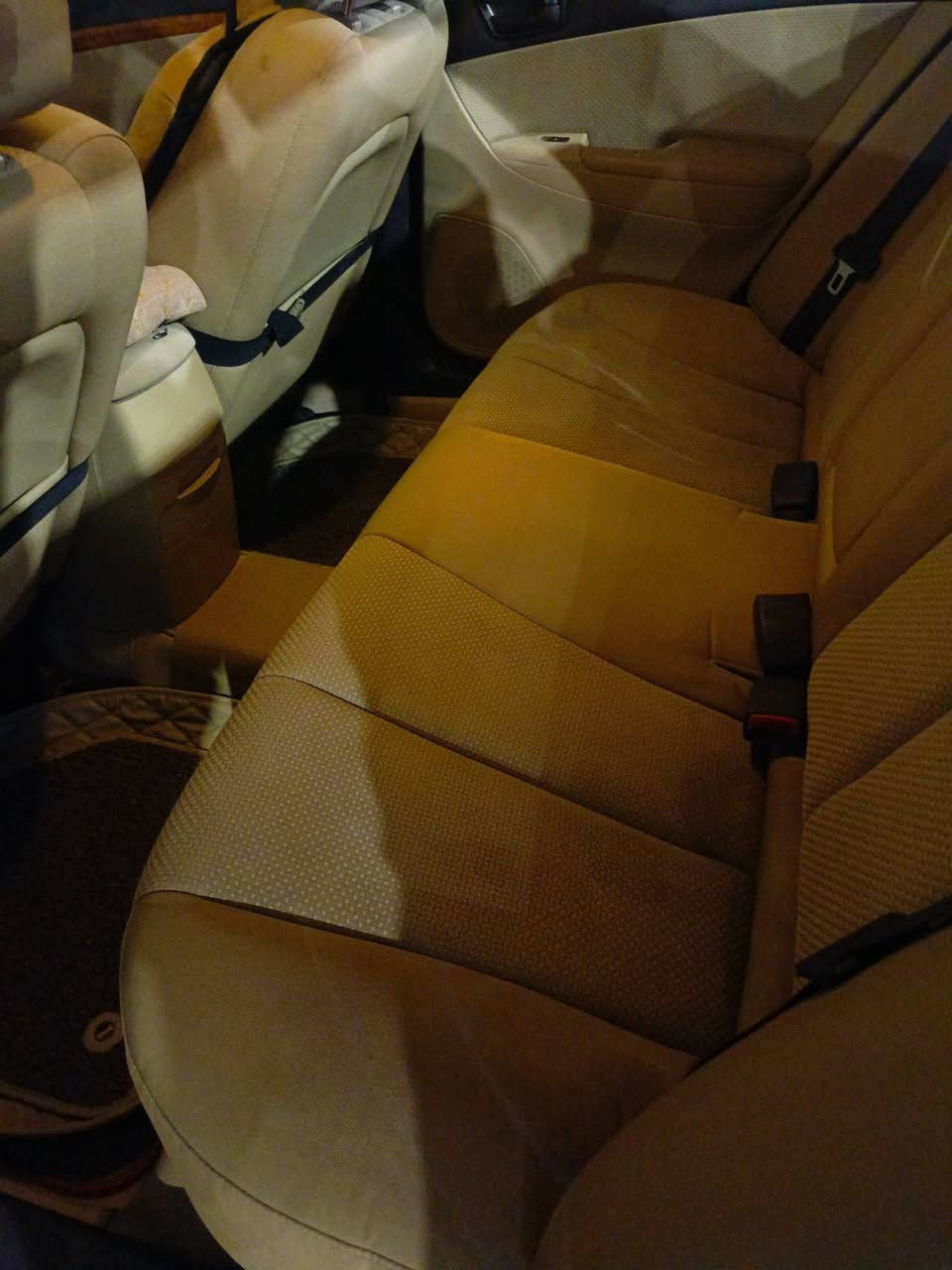 للبيع سوناتا 2011 لون صدفي موصفات فتحه تحكم ستيرن شاشه كامرا خلفيه تخم تأير حداديه درجه اولى بيهه حادث جاملغين امامي ونصف تكمه مكينه 2400 كير ومكينه مكفولات الاتصال على هذا الرقم  ***********
