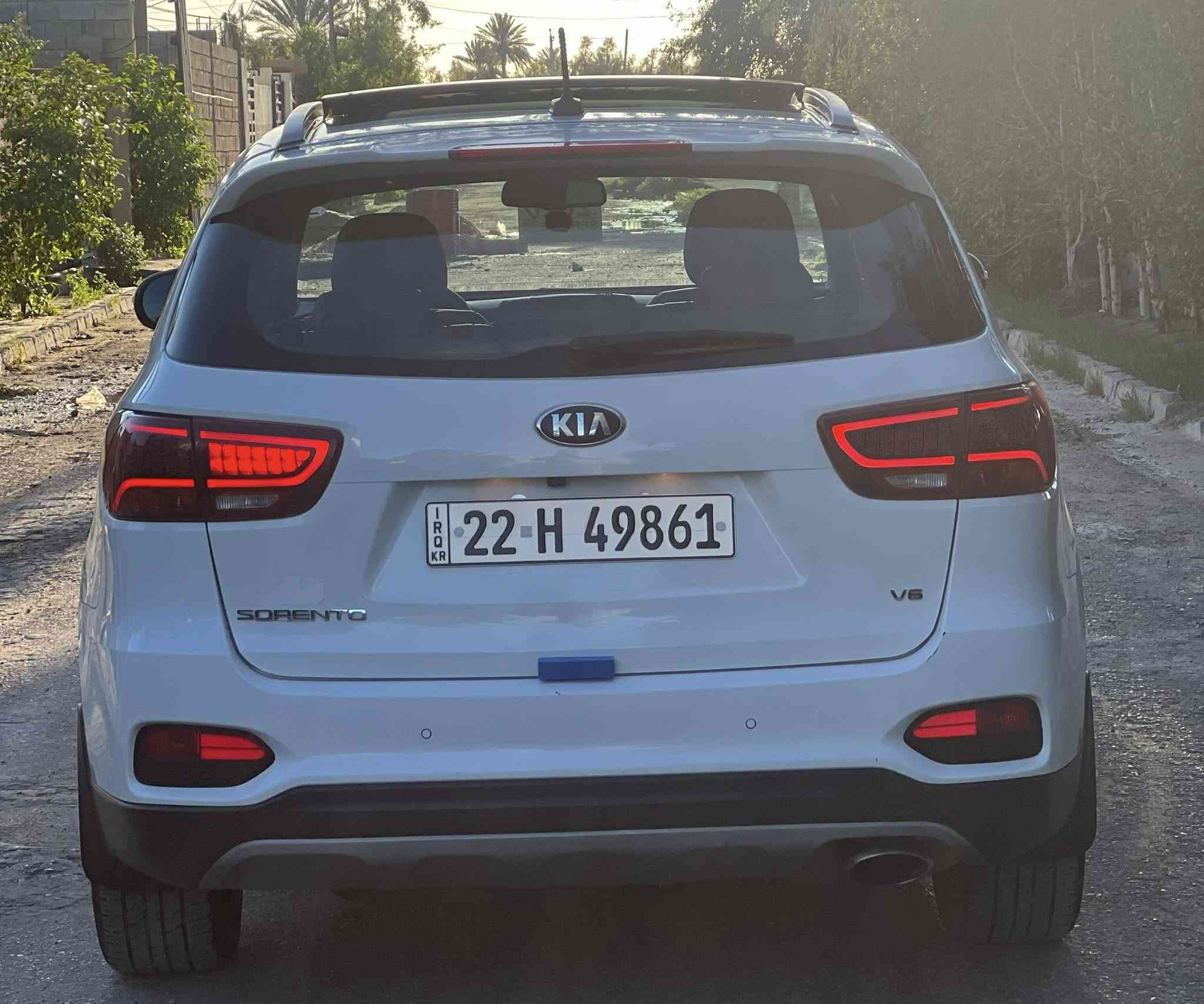 سلام عليكم 
سورنتو 2019رقم أربيل دولي 
سياره مكفوله كفاله عامه ع وضع الشركه 
السياره فول موصفات محرك 6vكفاله عامه 
الموصفات 
بصمه+فتحه ثلاث طكات
كشنات كهرباء +كشنات جلد 
لد نهاري +لدات زنون 
ماشيه 112الف حقيقي 
كشافات خلفيه
سايد بريك بصمه 
جنطه كهرباء تفتح عند الاقتراب
سياره ع وضع الشركه كفاله حتى من البارد والرصعه

السعر245وبيها مجال 
الموقع /صلاح الدين بلد يثرب 
***********
