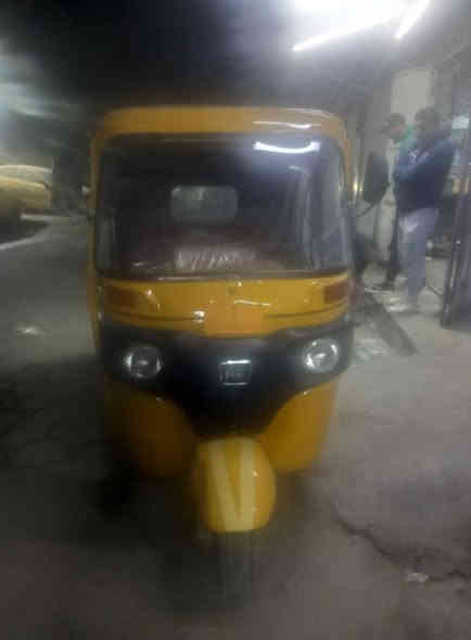 سلام وعليكم تكتك مديل ٢٠١٩ داخله بل عشرين رقم وسنويه مكينه بس بوش وبستم مبدلات كير خير من الله كبل الشارع عنواني بغداد العبيدي سعر ٥٢٥٠ الهاتف ***********
