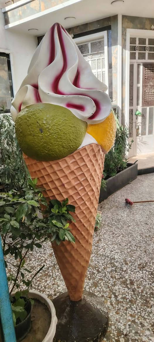 كبوس عملاق بدون اي ضرر جديد للبيع للتواصل ***********
