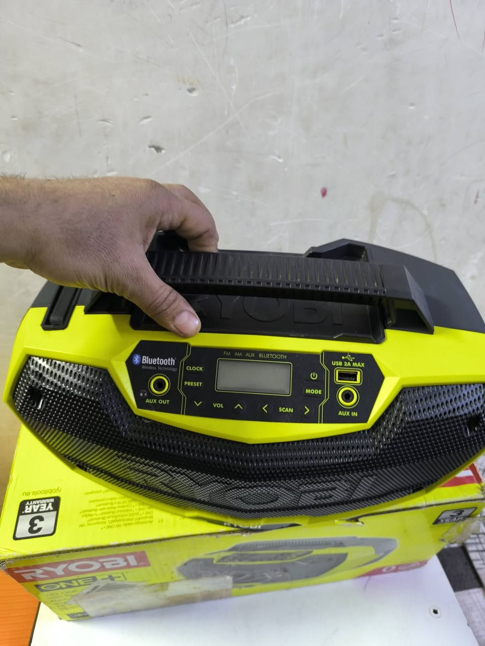 سبيكر ريوبي جديد فارغه
بلوتوث وراديو واواكس 
***********
