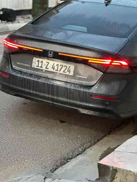 السلام عليكم 
هوندا اكورد ٢٤ exl ممشاها ١٣ الف كيلو قابل للزياده 
حادثها ٦ قطع ومكفوله من كهربائيات ومحرك وباقي السوالف بس كشرها متضرر  والتصليح مالتها صار درجه اولى 
٤ قطع من امريكا وهنا بلعراق صار بيها حادث قطعتين 
ب ١٦٨ عارضها رقمها بغداد وباسمي وتحويل ثاني يوم 
وهذا رقمي بي واتساب واعتذر على الاطاله 
***********
