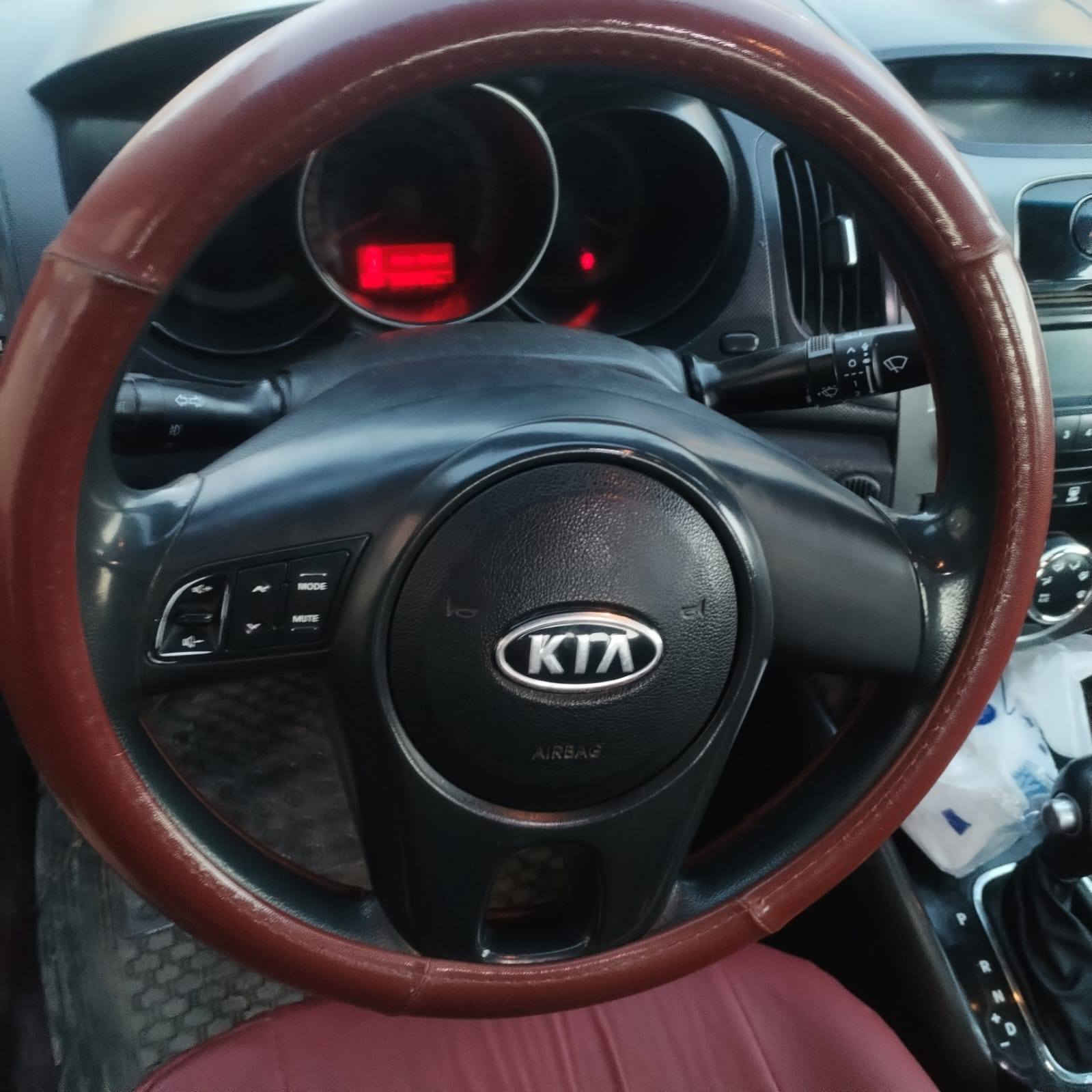 سيراتو 2011خليجي كفاله عامه
رقم واسط بسمي سعر 110 عنوان كوت
***********
