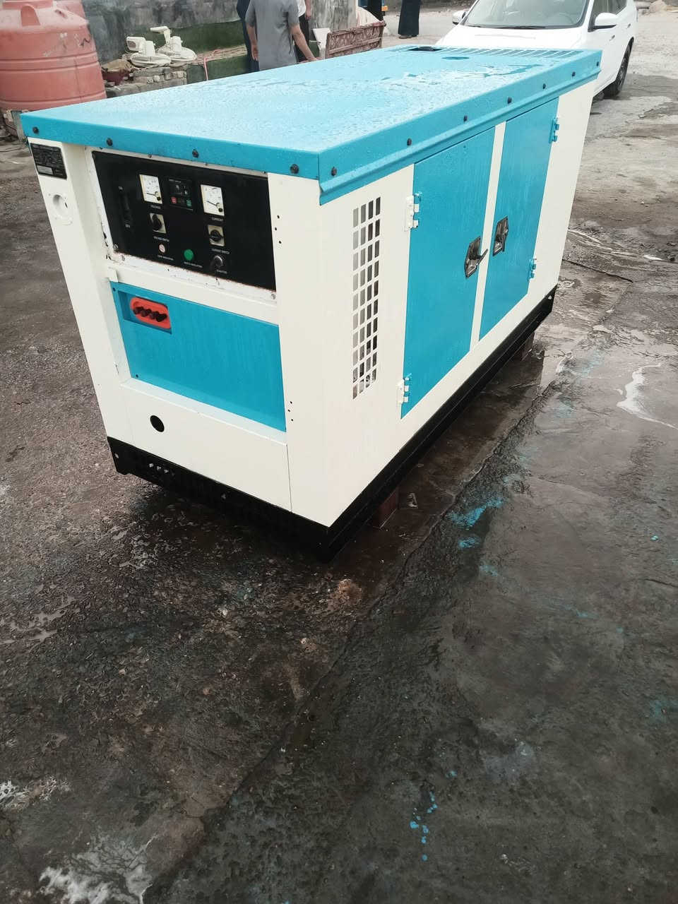 السلام عليكم مولد بيركنز صيني 37 كيفي 3 فيز لا تبخير ولا تنقيص شرط الشغل والتوليدر السعر 11 ورقه الشراي ينتصل ***********
