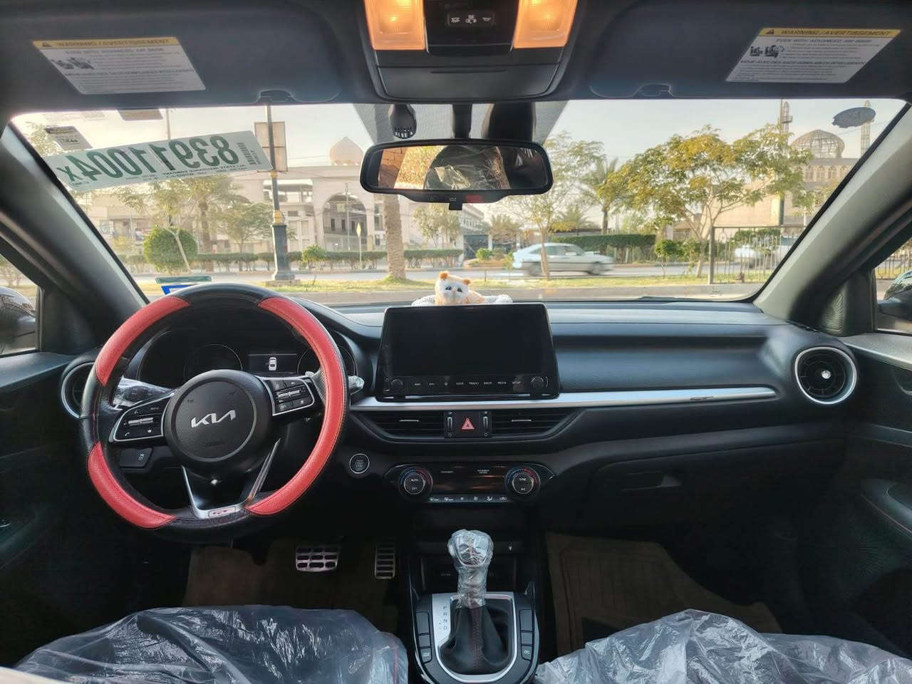 حادث من الخلف قبق جنطه مصبوغ نصه وبيها بارد بخشم الجاملغ موصفات الجيني معروف مكينه 1600 تيربو السياره جديده *********** كربلاء, العراق
