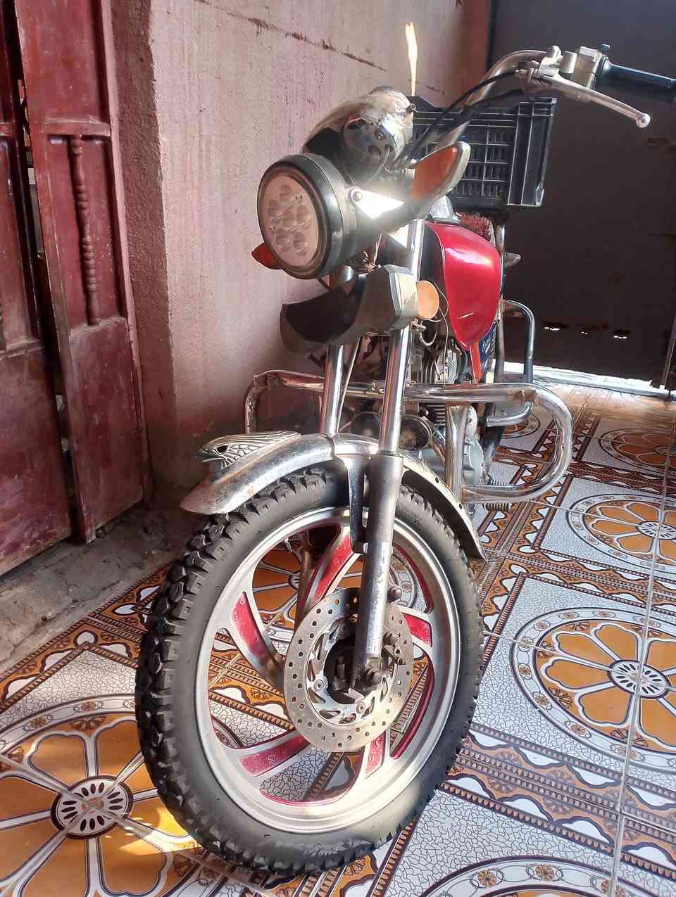 دراجه تايموته للبيع اوراق كامله ما نقصها شي سعرها 550 وبيها مجال للستفسار ‏‏‪0 787 641 5420‬
