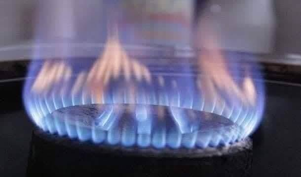 ✨ طباخ غازي 3 عيون منضدي قاعدة بايركس
🔥 تصميم أنيق وعصري
🍳 3 عيون لتجهيز أكثر من طبخة بنفس الوقت
💎 قاعدة بايركس مقاومة للحرارة وسهلة التنظيف
💪 هيكل متين وجودة عملية للاستخدام اليومي
🏠 مناسب للمطابخ المنزلية بكل الأحجام
📍 متوفر في معرض بركات الزهراء للمواد المنزلية
📞 للاستفسار: ***********
📍 كربلاء / طويريج شارع المحكمة / مقابل سوق النساء مجاور لحوم حيدر العنبر.
