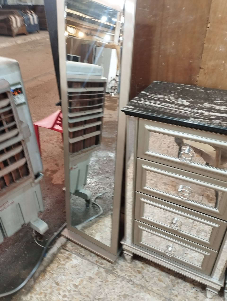 غرفه تركيا موديل كانتري
نظافه فول 10قطع مع شد ونقل داخل بغداد مجاني 
السعر ع الخاص


**إذا كنت صاحب هذا الإعلان وتريد حذفه لأي سبب، رجاءا أرسل رسالة إلى الدعم الفني**