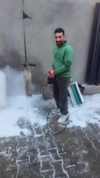 خدمات • معلومات ناقصة • اتصال