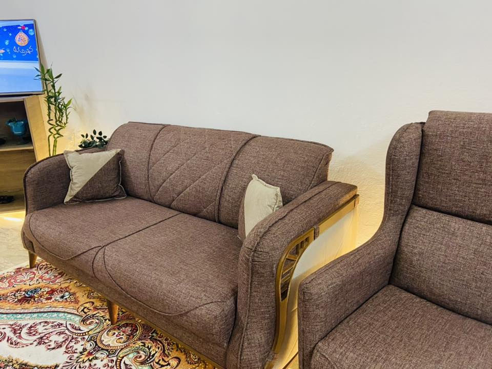 تخم قنفات درجه أولى بغداد حي الرسآله السعر 500 وبي مجال ***********
