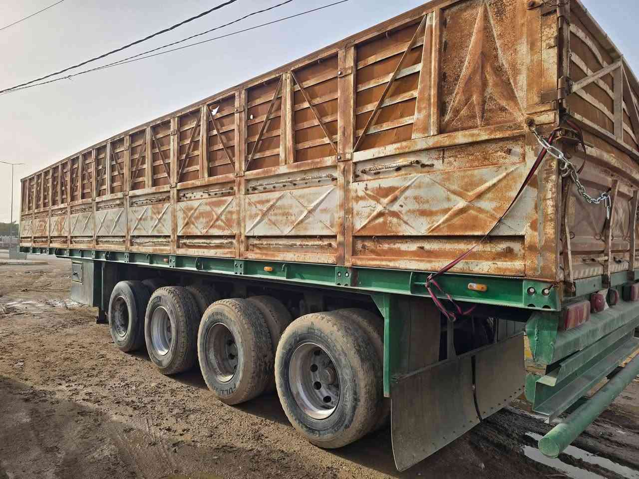 السلام عليكم عربانه للبيع ١٢ او نص شاصي ١٤ دناكير ثلاثه ١٤ صيني او الرابع ١٣ بنزات او بولبرنات جدد تخم تاير عربانه جاهزه للشغل (السعر ٩٥ او بيها مجال )***********٢
*********** مكان ديالى بني سعد
