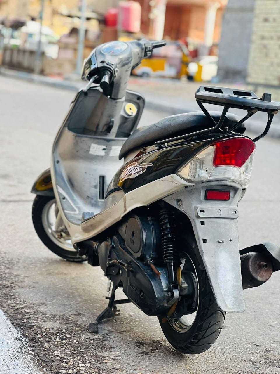 سلام عليكم شباب ماكس بلاديه للبيع زيرو ب800 وبيها مجال قليل مكاني بصره قبله ***********
