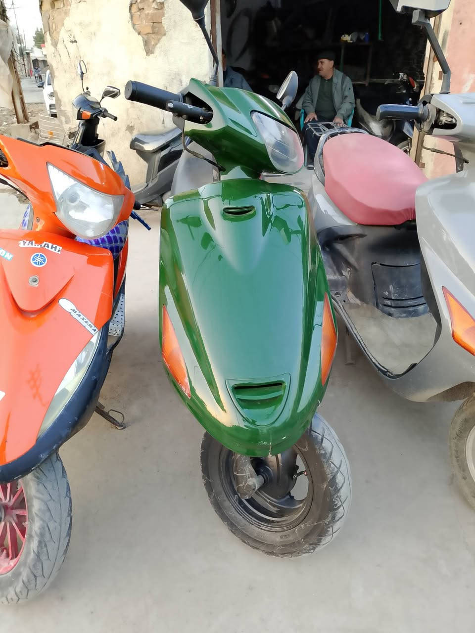 السلام عليكم 
دراجات للبيع 
كلشي وسعرة 
العنوان ديالى بعقوبة فلكة الامين
للاستفسار الاتصال على الرقم ***********
