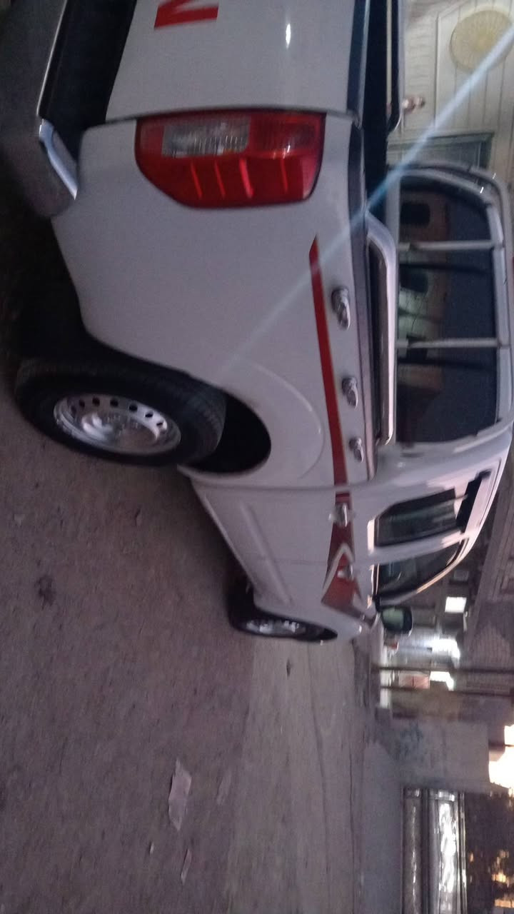 السلام عليكم ورحمة الله وبركاته
نيفارة مديل 2011 رقم بصرة دولي مكينة  مفتوحة 20 فوك وجوى تجفيت درجة أولى حدادية جديدة الفريز جديد شاشة دواخل نضيفة   مكان البصرة الزبير السعر 98  اتصال ***********
