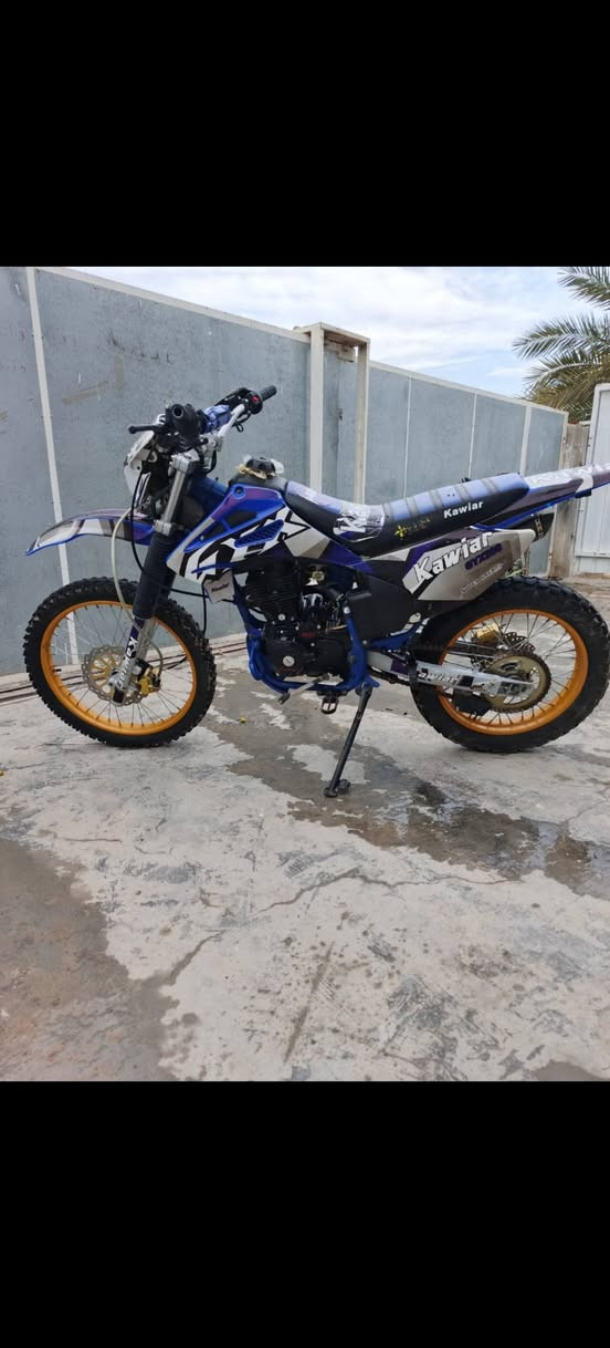 السلام عليكم دراجه قفاز للبيع موديل 25 ***********
