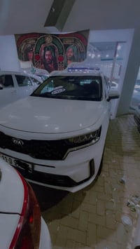 سورنتو ٢٠٢١ • ٦ سلندر • رقم بغداد