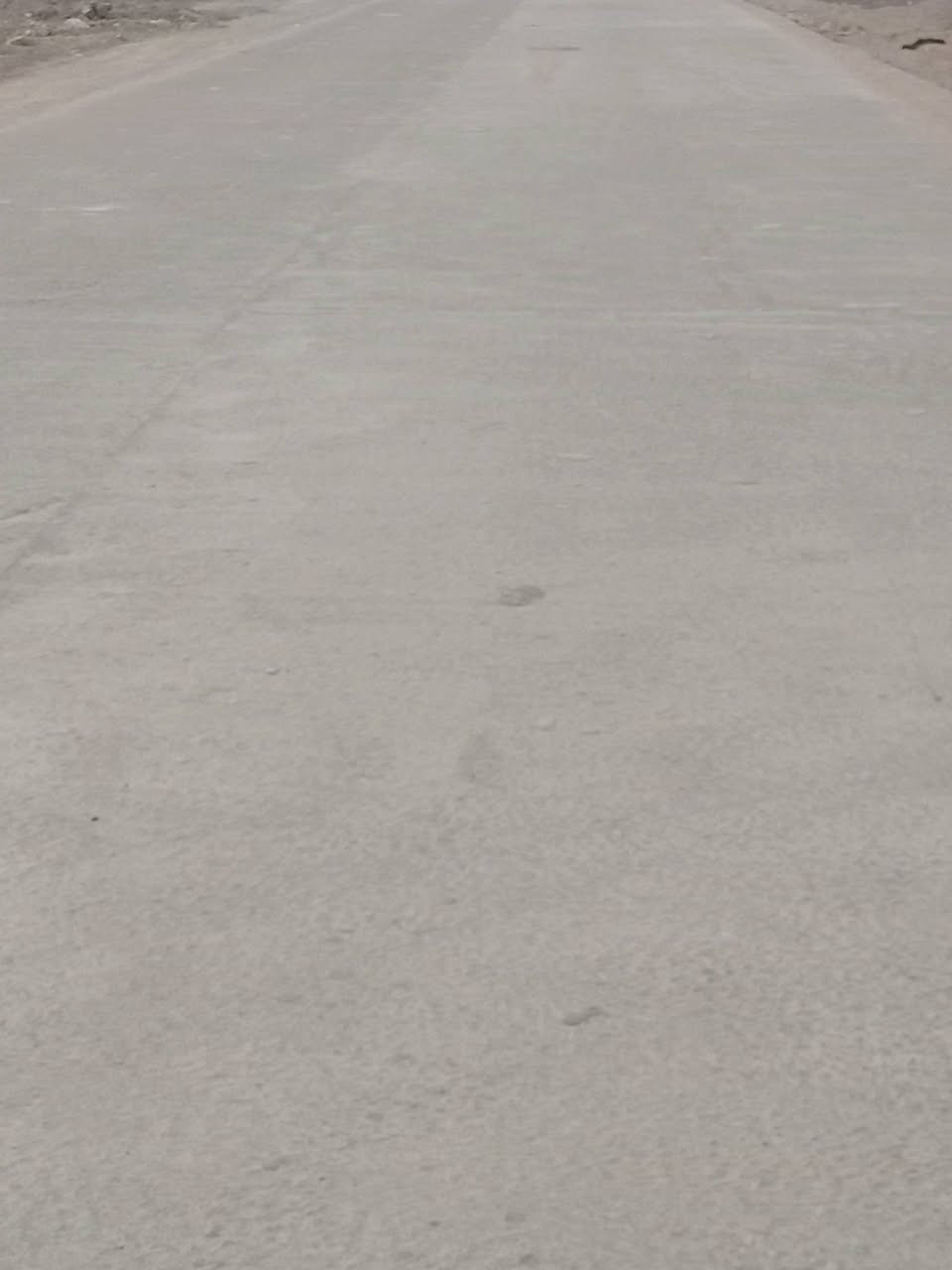 دونم للبيع وجه تجاري قرب السيطره الصخيين واجه 50ونزال 50على الشارع الصب مباشر للاستفسار الاتصال على الرقم التالي ***********
