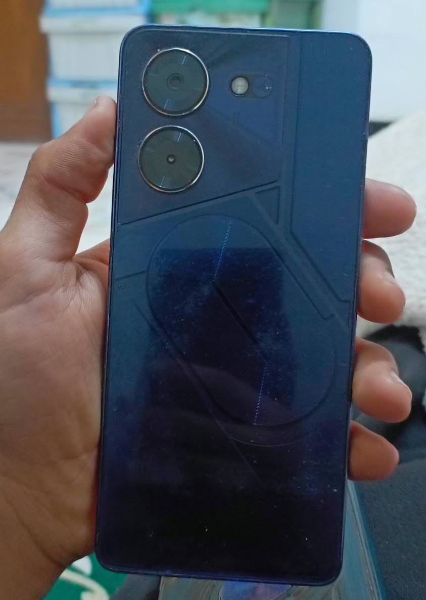 السلام عليكم 
تكنو بوفا 5برو 5g
Tecno pova 5 pro 5g
الذاكره 256
جهاز طيارة بالالعاب قوي كلش
بوبجي 60 فريم
بي فقط هاي النقط بالشاشة مماثر ع لمس نهائيا 
بطاريه عملاقه 5000 ملي
السعر 150 الف وبي مجال بسيط 
المكان بغداد الكرغولية تقاطع النهروان 
***********
