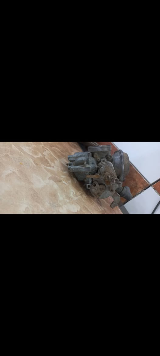 من الادمن 
غراض دراجة فراشة بلادية كلهن ب٢٠الف
متواجد واتساب *********** مكاني الصليخ
