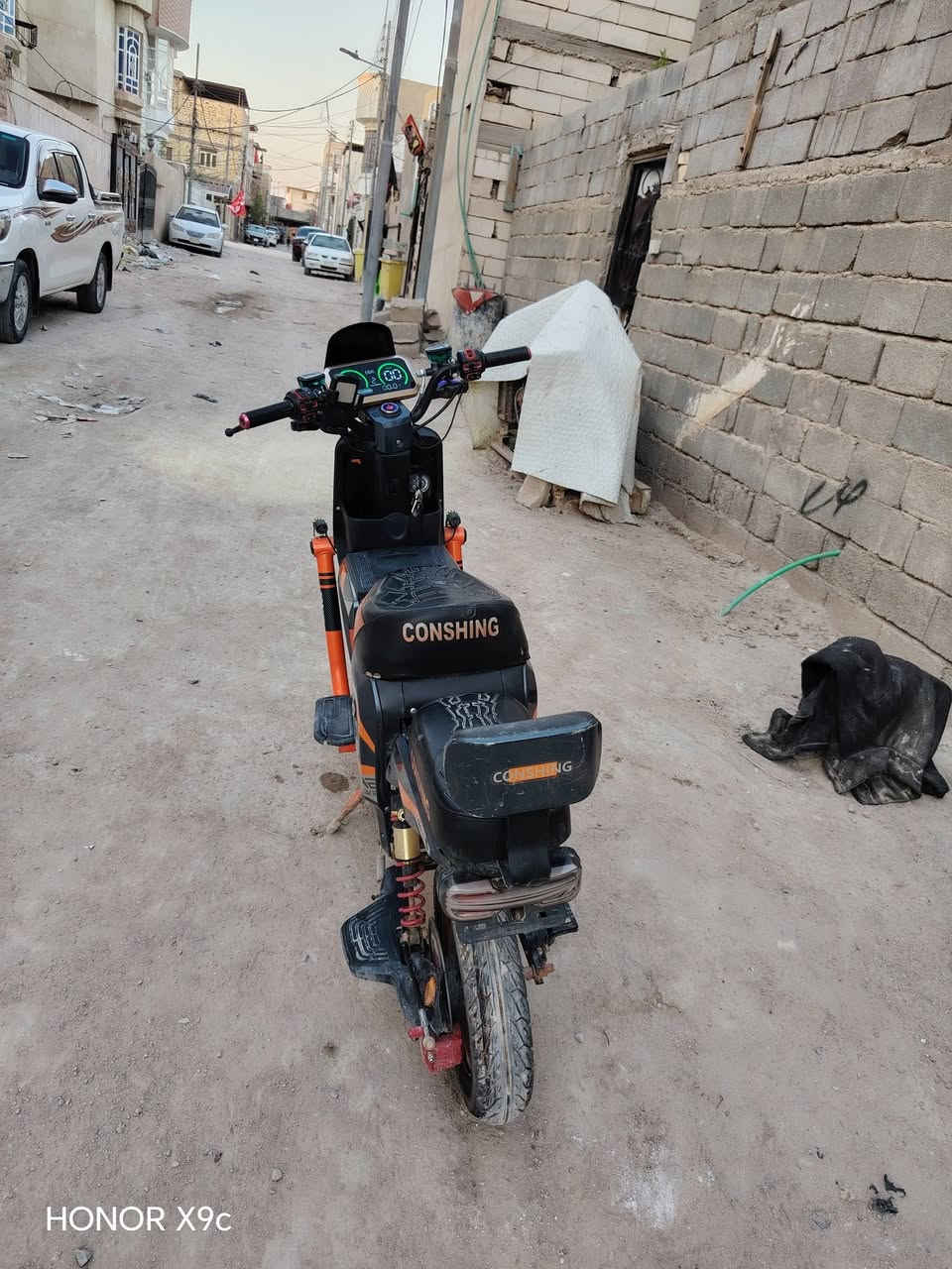 دراجة شحن X900 بيهه كم بطارية منفوخة السعر ب ٣٠٠ وبيهه مجال ***********
