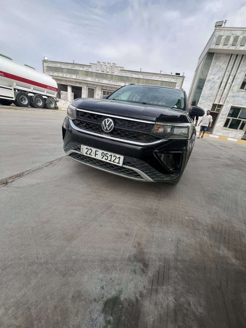 Volkswagen Taos SE 2022
محرك 1.5توربو ✈️
كير 8سرعات ✅
تدفئه كشنات ♨️
تحديد مسار 🚏
تثبيت سرعه ⏬
5راكب 
شاشه ابل كار بلي واندرويد اوتو 
شاشه اعطال 
عداد دجيتل 
ثلاث وضعيات قياده ايكو نورمل سبورت 
بصمه 
كأمره خلفيه 
ماشيه 113000km
عدسات زنون بلادي 
بك لايت لد بلادي 

****ملاحضه السياره كلين بلا قطره صبغ فقط pdrربع الجاملغ الامامي بلا تبديل وبيه طخه صغيره ب الباب الخلفيه مابينه اصلاا السياره جديده بمعنى الكلمه معتني بيه دهن موتل بانزين سوبر ومحسن 

مكاني بابل مركز 

السعر 170

تواصل 

***********واتساب فقط 

***********اتصال فقط
