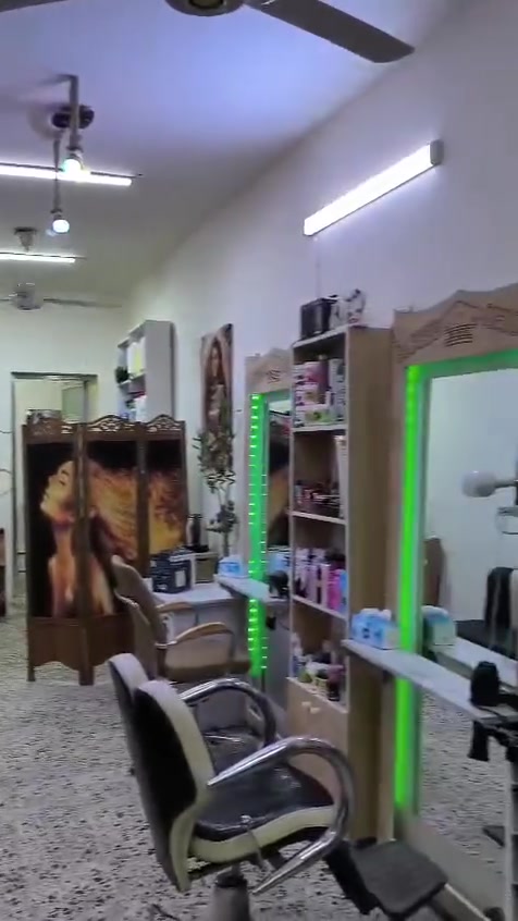 السلام عليكم يوجد صالون للبيع مجهز بالكامل لكريعات شارع لكويتي الي تحب تدخل وخاص


**إذا كنت صاحب هذا الإعلان وتريد حذفه لأي سبب، رجاءا أرسل رسالة إلى الدعم الفني**