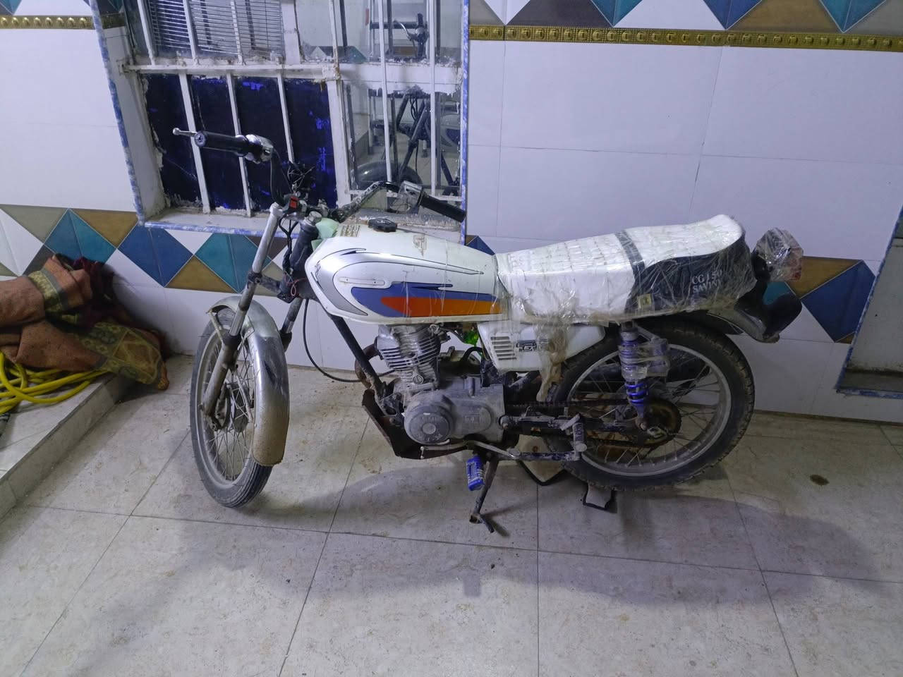 إيراني بدون 
للبيع اومراوس 
الخاص مفتوح 
***********
