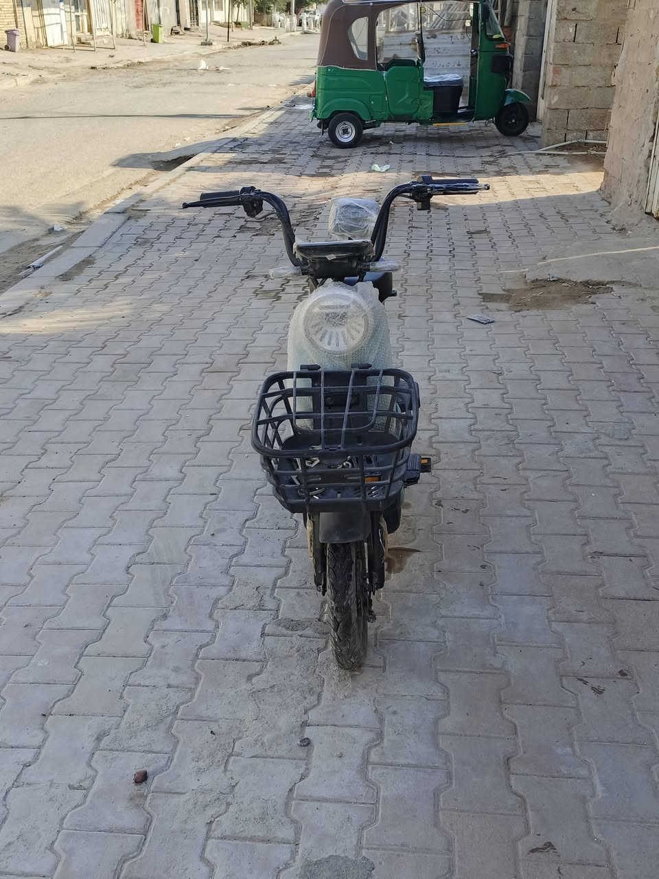 سلام عليكم دراجه شحن للبيع سعره 300 وبيه مجال استفسار ***********
