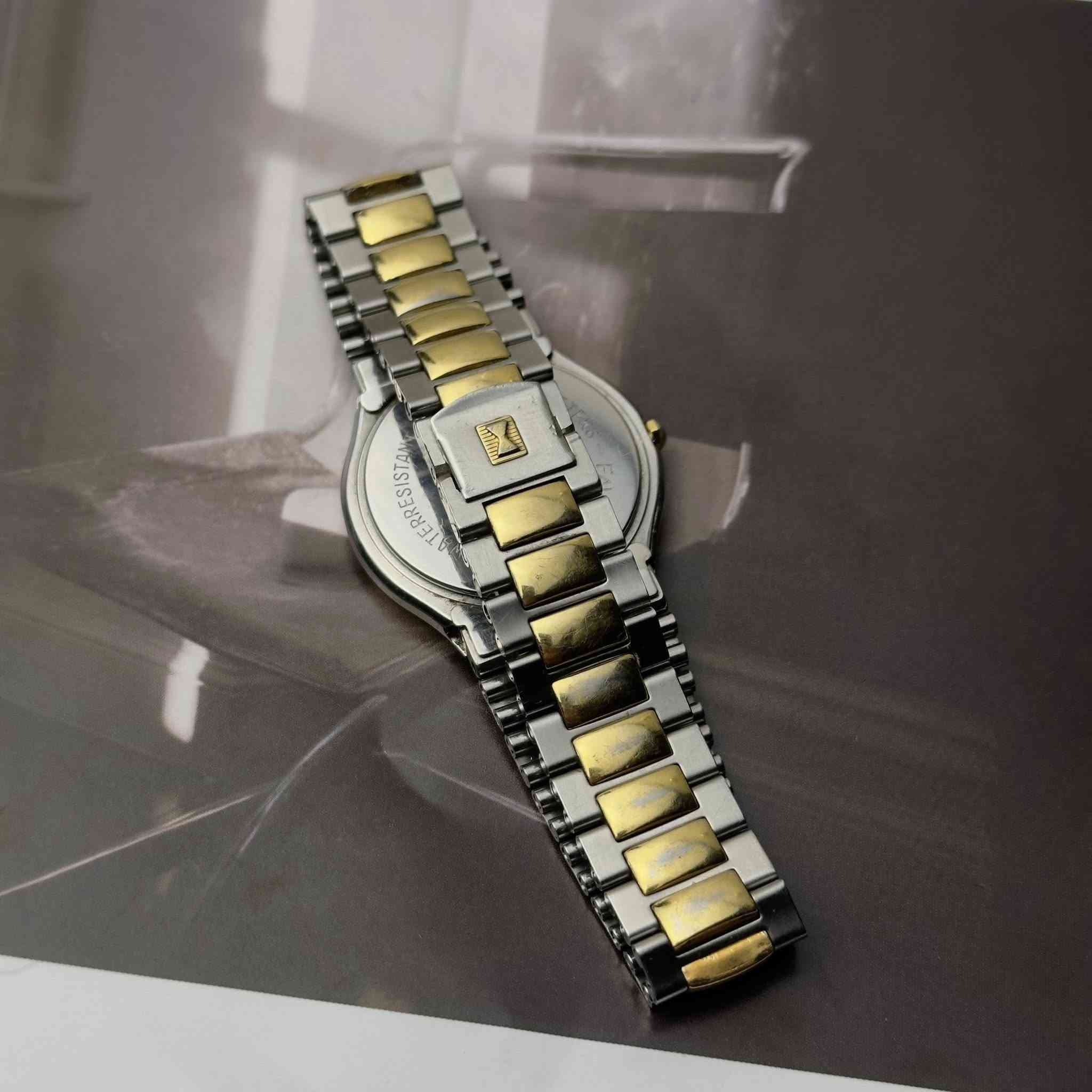 Favre-Leuba
کوارتز صنع سويسري
طلاء ذهب
القطر 32
منفذ تاريخ
نظافة ممتازة
قطعنا أصلية لا نتعامل بالكوبي والمجدد
للأستفسار أكثر على الخاص


**إذا كنت صاحب هذا الإعلان وتريد حذفه لأي سبب، رجاءا أرسل رسالة إلى الدعم الفني**