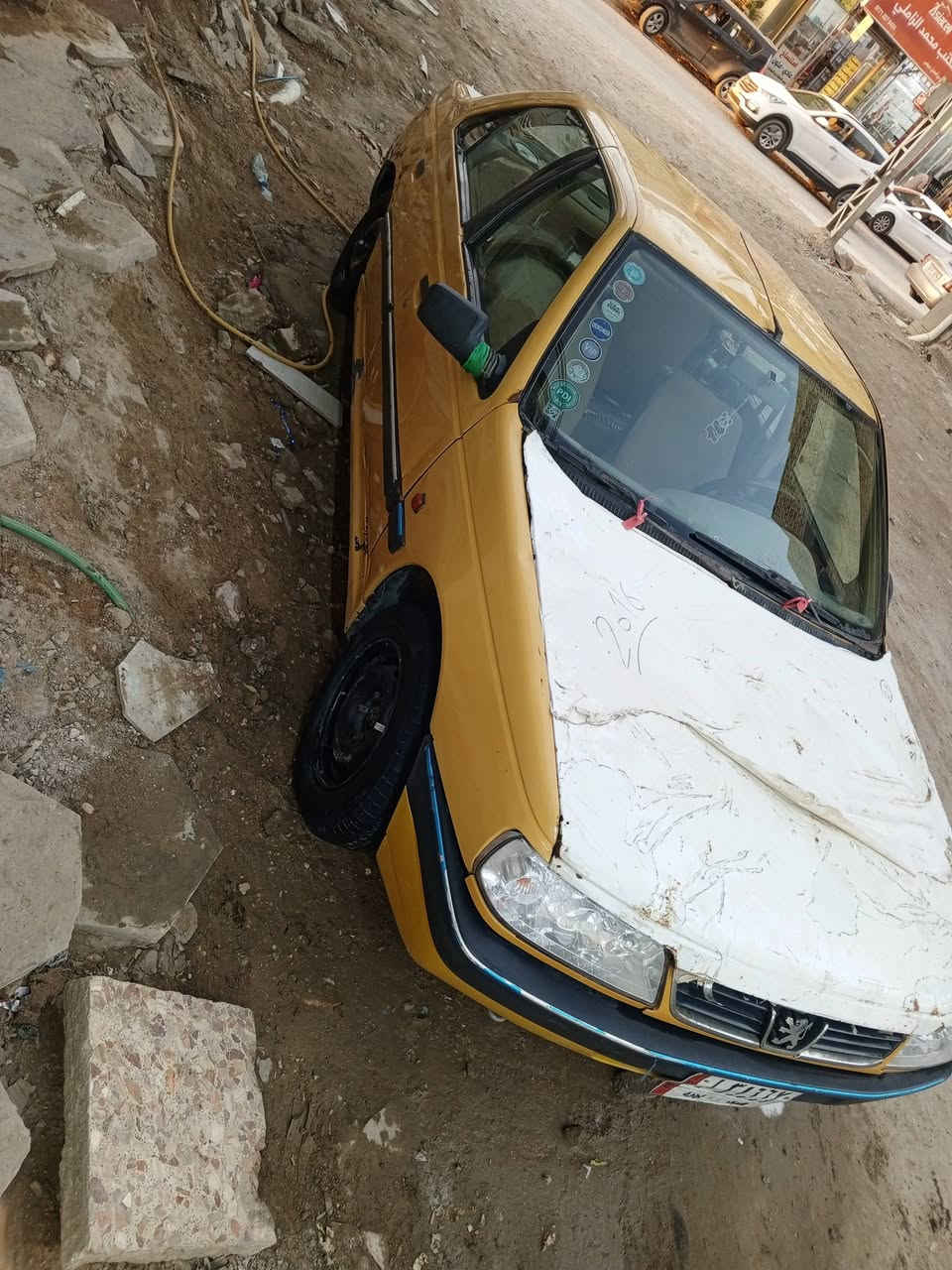 السلام عليكم بيجو 405
سياره كامله جير وماكينه وحداديه تبريد شغال كهربائيات كلها شغاله سياره كامله معوزه كل نقص بيع او مراوس الشراي لو يريد يراوس يتصل على هذا الرقم *********** وانا متواجد على الفيس
