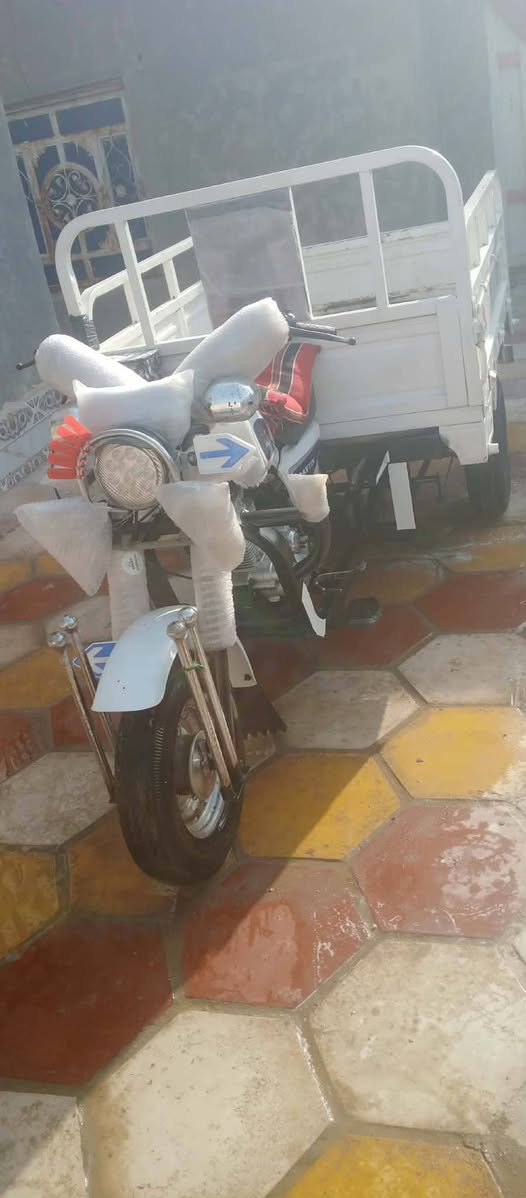 السلام عليكم شباب ستوته للبيع 2018 ستوته كفاله عامه دور وكيل مجمع الكرار ستوته مكينه كرتون ما مفتوحه توته خير من الله مكلف بالنشر هذا رقم راعيها سعر الستوته 1700وبيهه مجال تفاصيل اكثر عله رقم مكان ناصريه الغراف ***********،،،، *********** وعلي ستوته ما متعوبه دوم راعيها نظيف ومحافظ عليها وش الراي بخير ويدلل وبيها مجال
