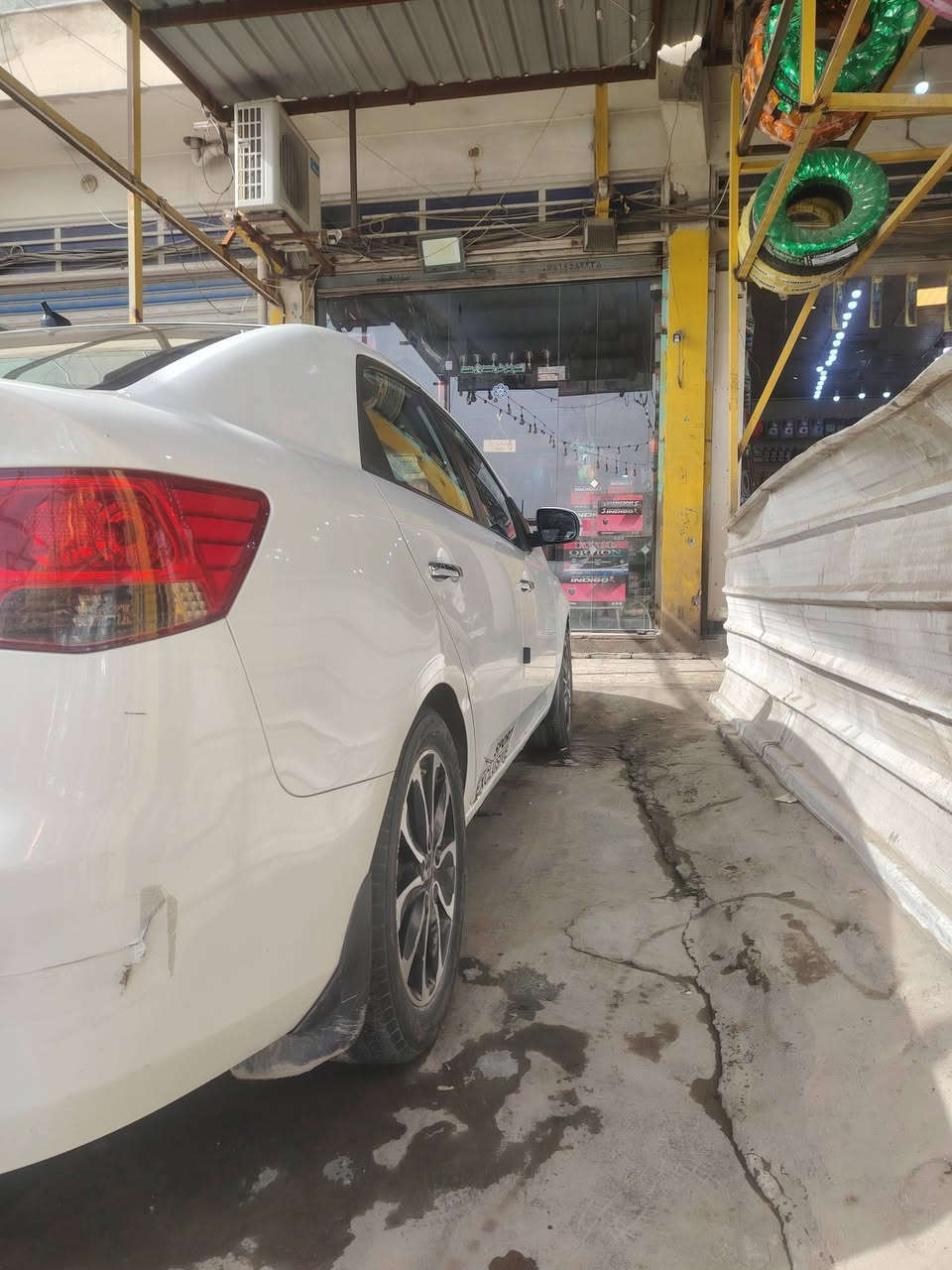 السلام عليكم
سيراتو موديل 2013

مكينة نضيفه

مري شفط

تحكم ستيرن

شفتات ستيرن

شاشة سيارة

كامرة خلفية

اشاير بل مري

-بيه ضرر بس بل باب وجاملغ شوية

مابية قطرت صبغ

رقم سليمانية 21 الإنكليزي الجديد 

السياره بسمي

عنواني بغداد البلديات

سعر السياره 105 وبية مجال

للاستفسار أكثر اتصل على

0770422944


**إذا كنت صاحب هذا الإعلان وتريد حذفه لأي سبب، رجاءا أرسل رسالة إلى الدعم الفني**