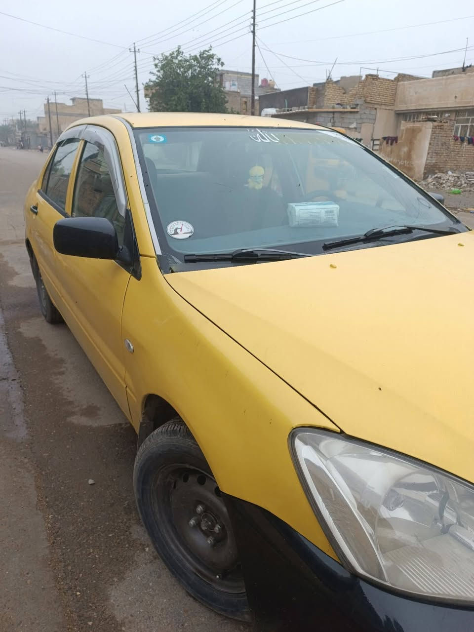 لانسر مديل 2008 للبيع سياره وارد صدر جديد تايرات جديده المحرك بيه خيط تبخير رقم انكليزي مصبوغه صبغ عام  سياره ضربتها من صندوق ضربه ما واصله للحوض مكان بغداد حسينية راشدية سعر 57 الرقم ***********
