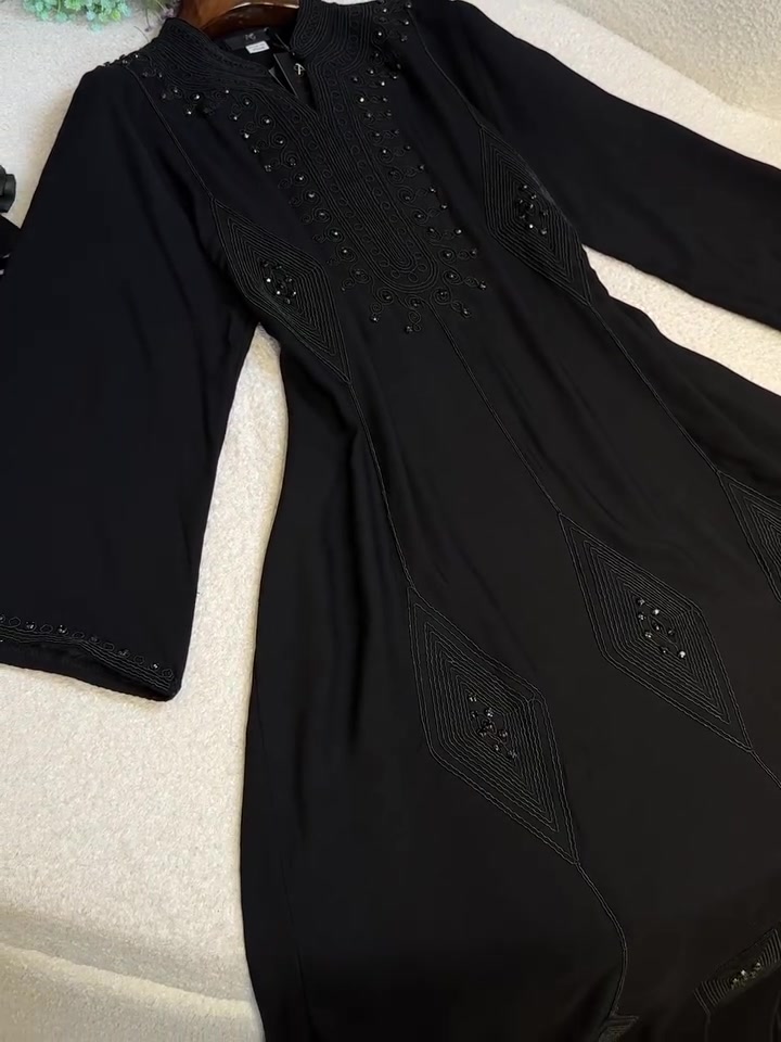 الــسعر15الـف✨🖤
القياسات(L,xl,2x,3x)

للحجز و الاستفسار التواصل على الأرقام واتساب
***********
***********
***********
***********

توصيل بغداد  5000
توصيل محافظات  5000
