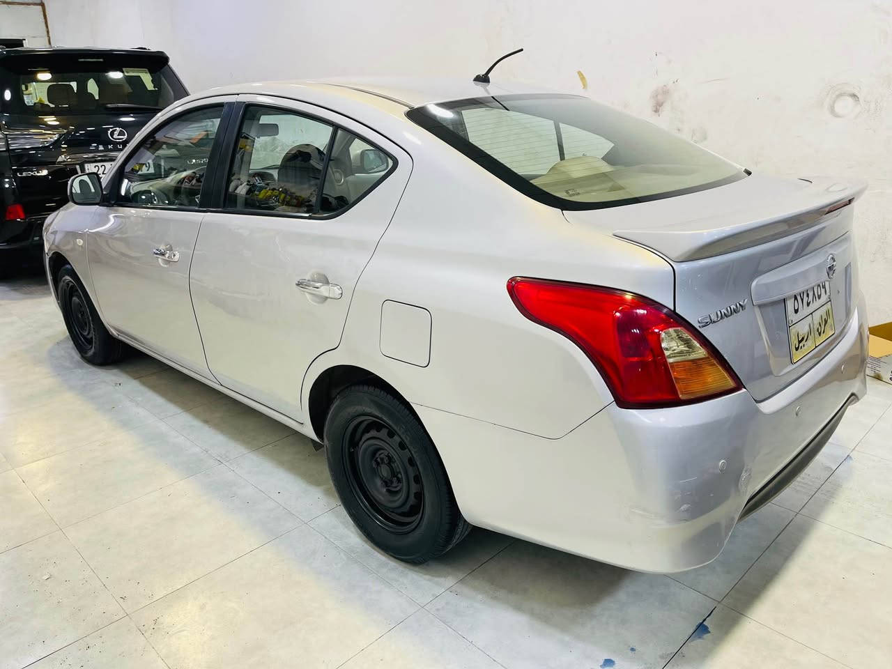 نيسان سه ني ٢٠١٨
مواصفات خليجي
ناوزه رد دووجام كاره با دبل كيج
بونيت و جاملغ. سبوغه
كه ميك زوره وه ي هه يه
ارباك سوكان سيستم كراييه
ده ركاي بشت سه ياق تعديلي هه يه 
شوين  هه و لير
٨٤$
*********** أربيل, العراق
