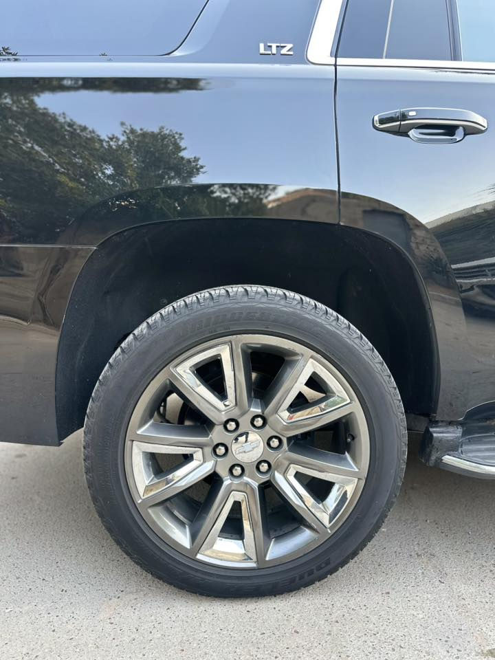 شيفروليت تاهو وارد امريكي حادث بسيط باب خلفي بدون اير باكات اسود اللون موديل 2015 LTZ اعلى مواصفات ماشية 99 الف ميل بالتاهو كشن خلفي منفصل فتحة وباقي مواصفات التاهو معروفة السيارة جديدة وجاهزة من كل شي  صور الحادث مرفقة بالمنشور بإسمي رقم جديد مكانها بغداد السعر 31800$ بيها مجال بسيط السياره جاهزه احلى من صور
كير محرك كفاله ع بلاد بيع فقط للاستفسار الاتصال ع الهاتف *********** اسف ع الاطالة
