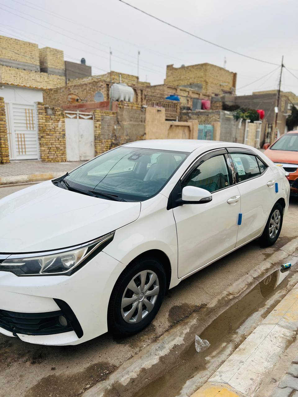 يالله
🔹للبيع فقط بدون مراوس 
🔸كورلا   2017
🔹الشركه العامه سنويه ٢٠٢٩ رقم  النگليزي الجديد 
🔸السياره بأسمي تحويل ثاني يوم
🔹كير مكينه حداديه تخم تاير  كلهن مكفولات تبريد ثلج
🔸 مكاني الكوت رقم السياره بغداد
🔹 سياره بيها قطعتين صبغ بونيد وباب السايق بدون دواخل 🔸الباب مشخط وصبغته ول بونيد هم مشخط وبي طخه 
🔹السعر  (145) وبيه مجال 
🟠((  ***********  ))☎️ ابو كرار
