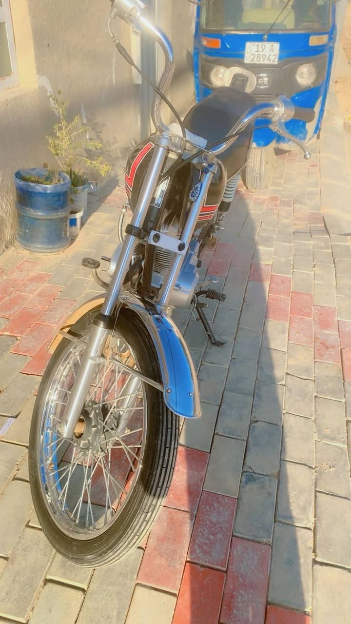 السلام عليكم دراجه اربعه كير للبيع مكينه نامه بمتياز تعمير اربعه وعشين اوراق اسكنر العنوان كربلاء المقدسه حي العسكري ***********
