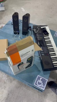 فيديو • خدمة • راسلنا