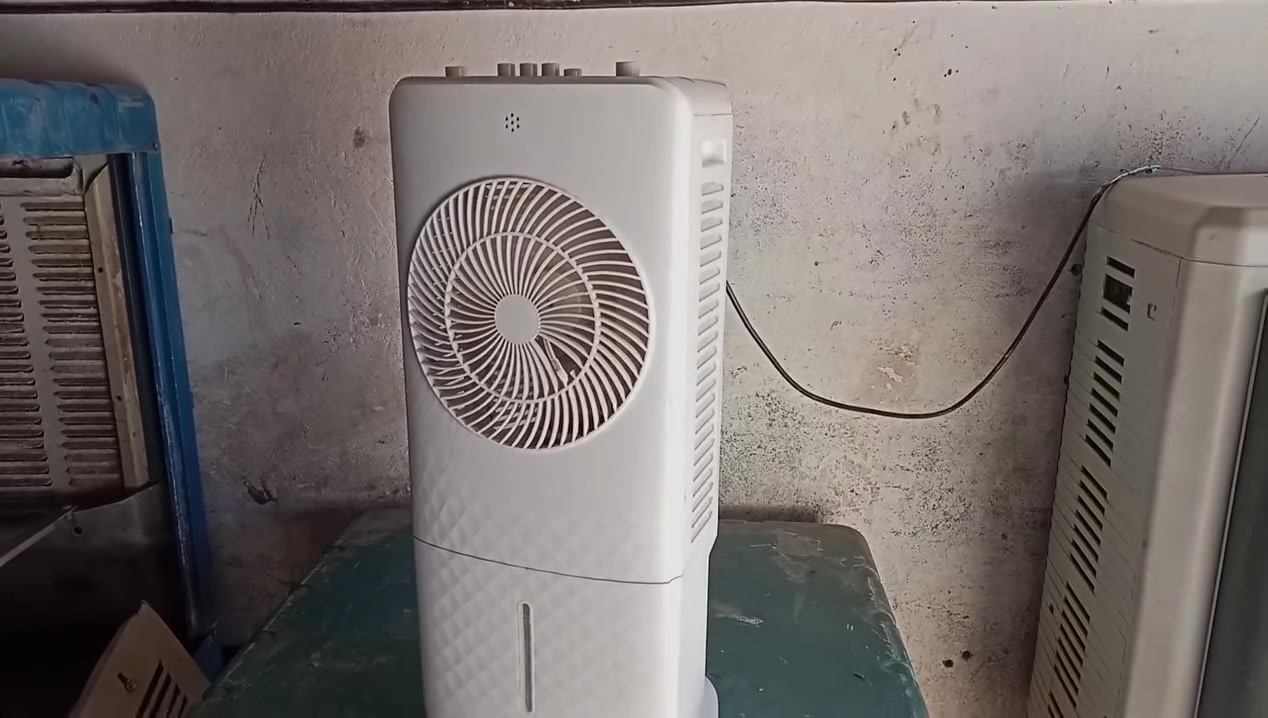 ياالله مبرده بلاستك صغيره استعمال قليل اخو الجديد
ليف واتر بم 
مجمع الامام القاسم نزله زامل مقابل مدرسه زنويبا
***********

